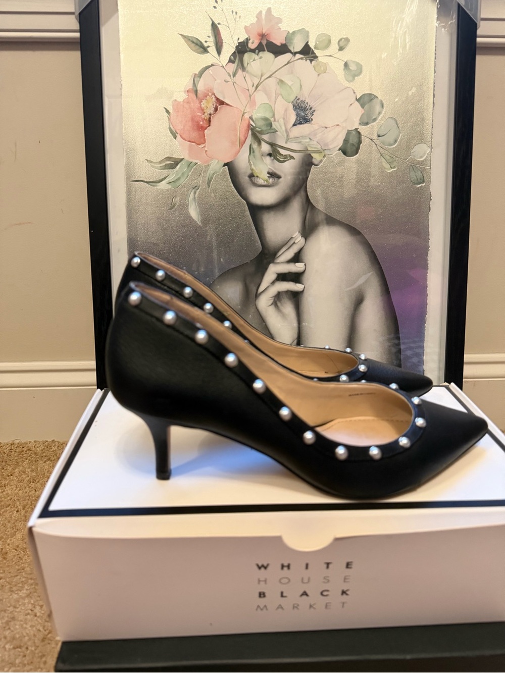 White House Black Market Black Leather Pumps Pearl size 7